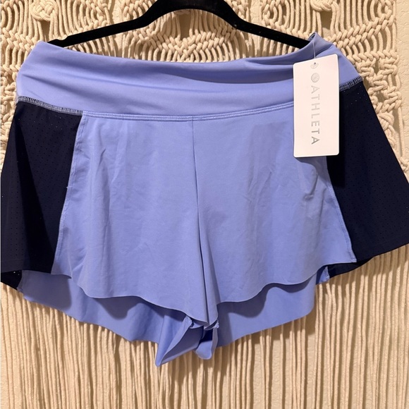 Athleta Cross Train Shorts Medium – Breathable Lilac w/ Dark Blue Accents – NWT - Picture 1 of 3